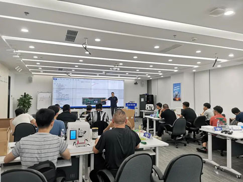 精彩回顾 | 千亿国际临床代理商用户服务技术工程师培训大会